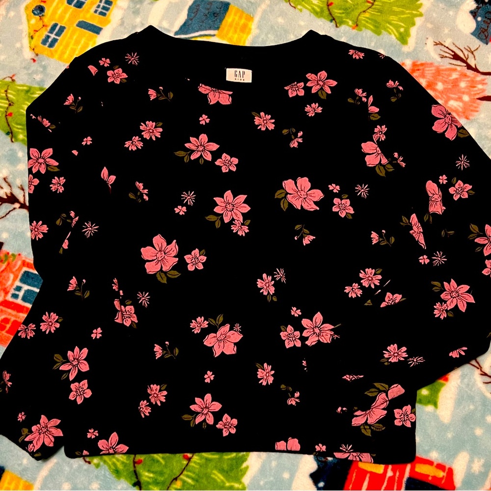 2 pc GAP Kids floral sweatshirt & joggers set.